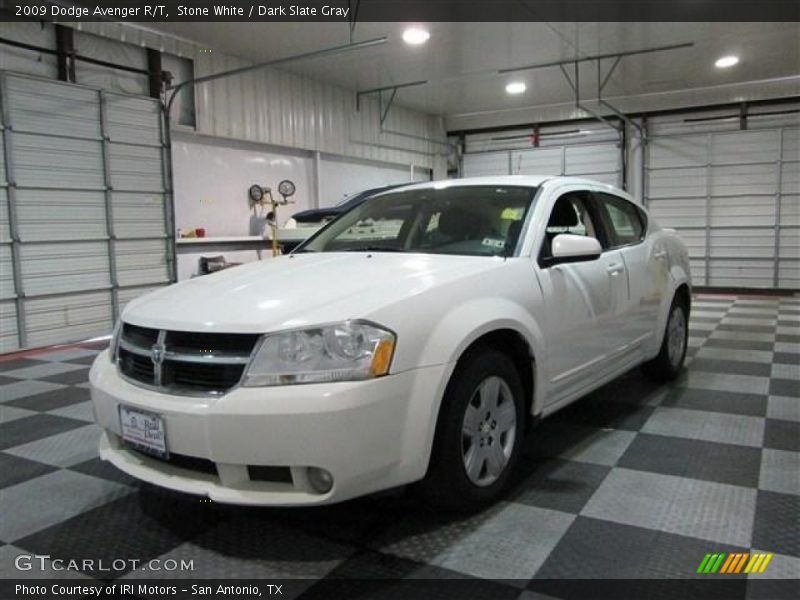 Stone White / Dark Slate Gray 2009 Dodge Avenger R/T