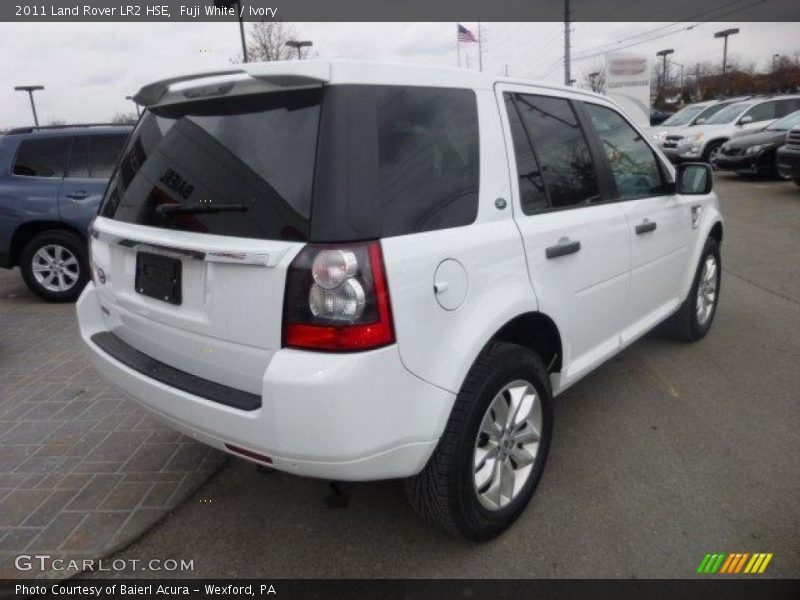 Fuji White / Ivory 2011 Land Rover LR2 HSE