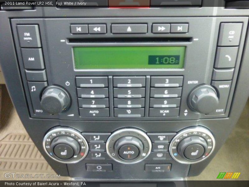 Fuji White / Ivory 2011 Land Rover LR2 HSE