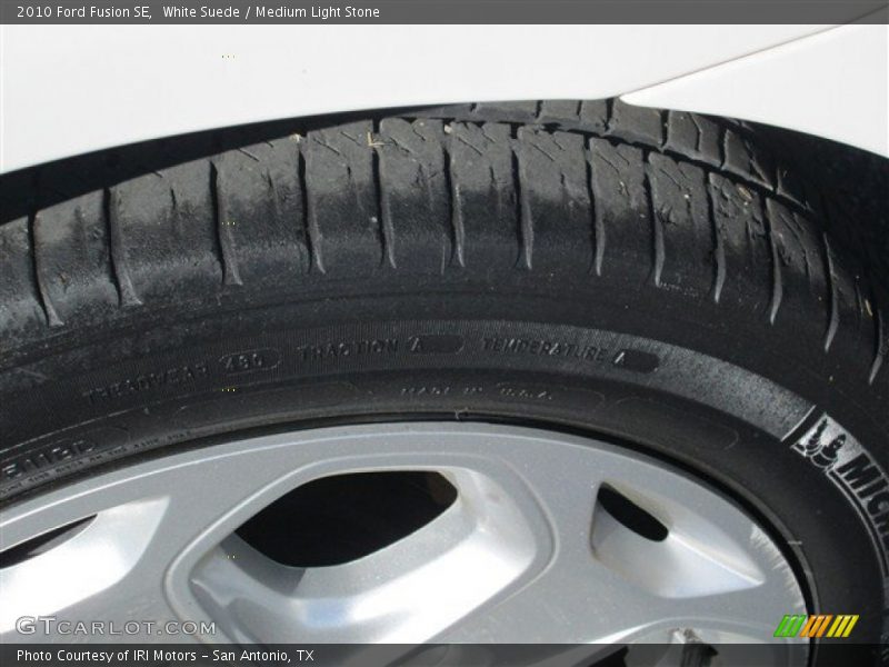 White Suede / Medium Light Stone 2010 Ford Fusion SE