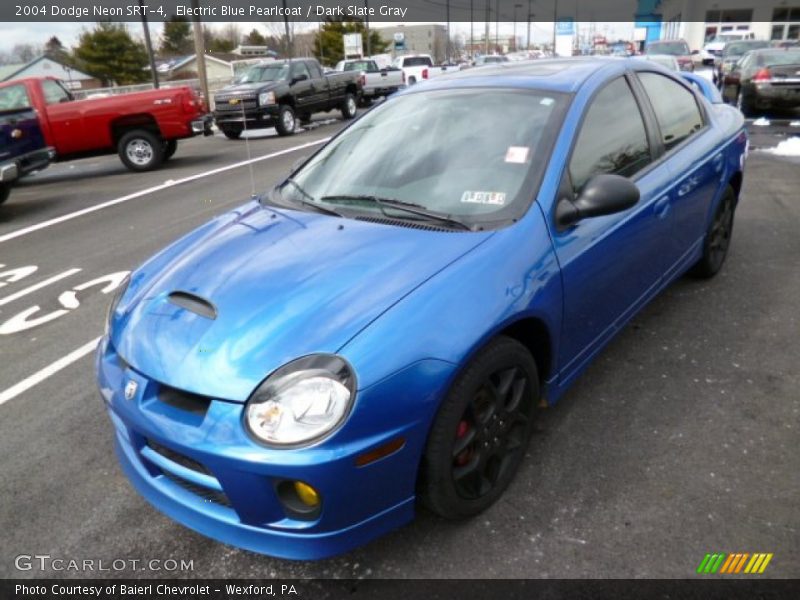 Front 3/4 View of 2004 Neon SRT-4