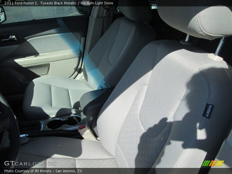Tuxedo Black Metallic / Medium Light Stone 2011 Ford Fusion S