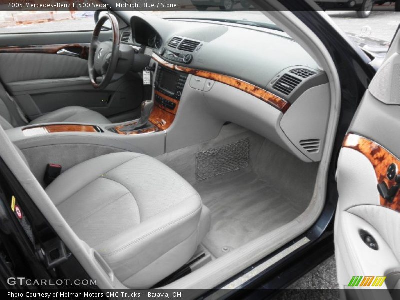 Midnight Blue / Stone 2005 Mercedes-Benz E 500 Sedan