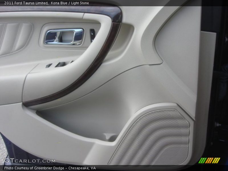 Kona Blue / Light Stone 2011 Ford Taurus Limited