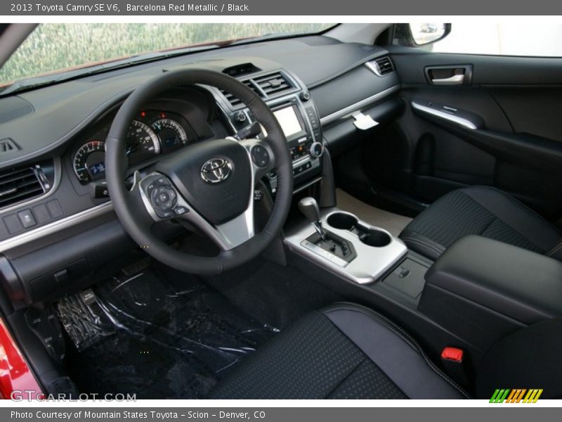 Barcelona Red Metallic / Black 2013 Toyota Camry SE V6