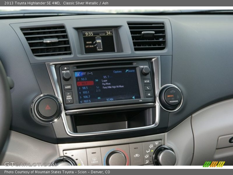 Classic Silver Metallic / Ash 2013 Toyota Highlander SE 4WD