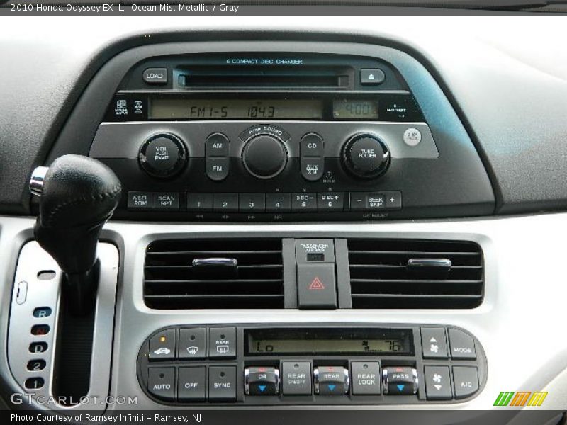 Ocean Mist Metallic / Gray 2010 Honda Odyssey EX-L