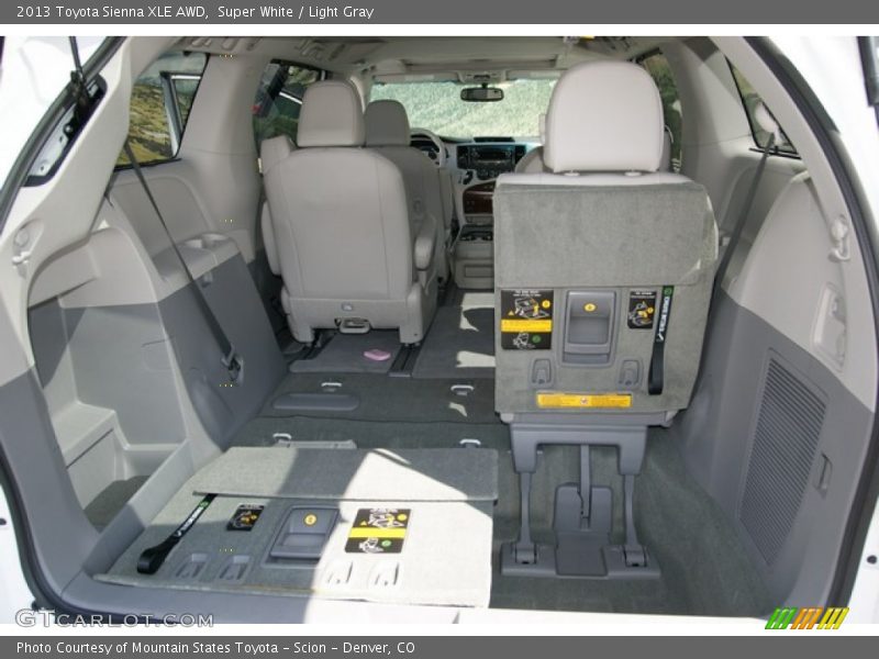 Super White / Light Gray 2013 Toyota Sienna XLE AWD