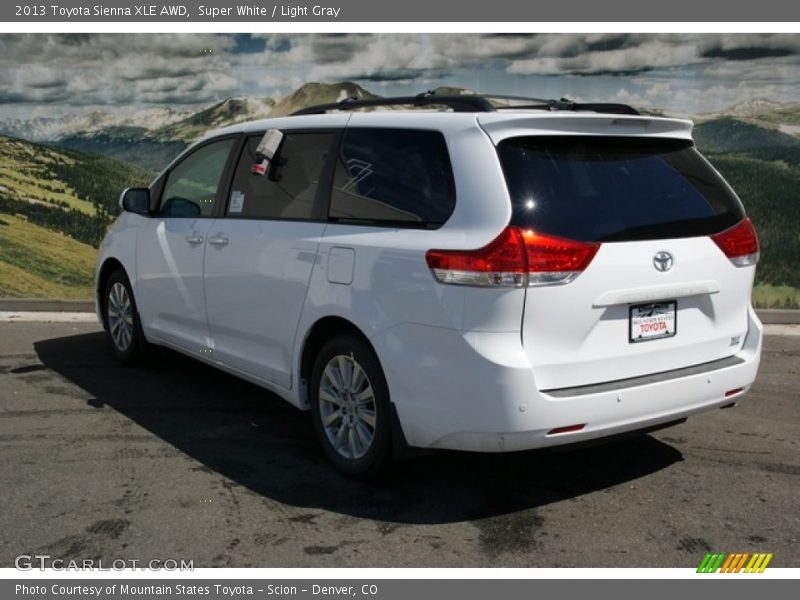Super White / Light Gray 2013 Toyota Sienna XLE AWD
