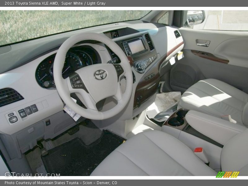 Super White / Light Gray 2013 Toyota Sienna XLE AWD