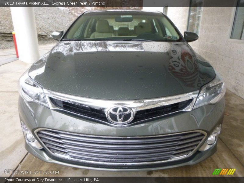 Cypress Green Pearl / Almond 2013 Toyota Avalon XLE