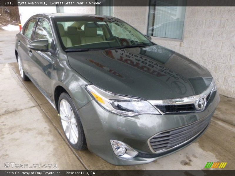 Cypress Green Pearl / Almond 2013 Toyota Avalon XLE