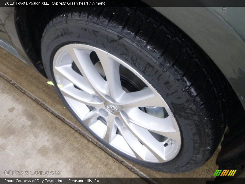 Cypress Green Pearl / Almond 2013 Toyota Avalon XLE
