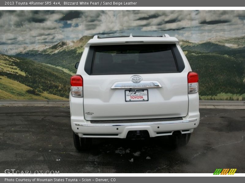 Blizzard White Pearl / Sand Beige Leather 2013 Toyota 4Runner SR5 4x4