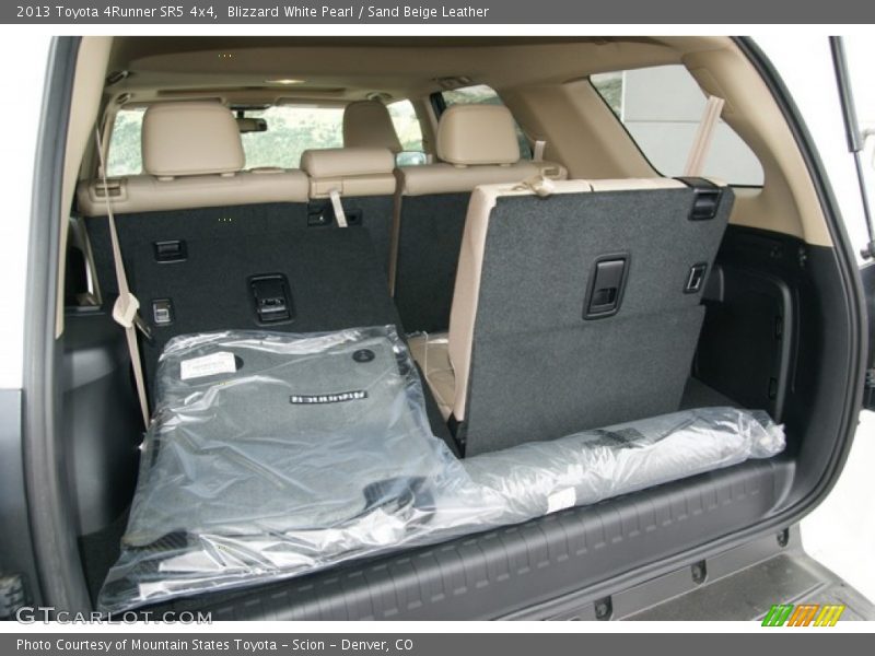 Blizzard White Pearl / Sand Beige Leather 2013 Toyota 4Runner SR5 4x4