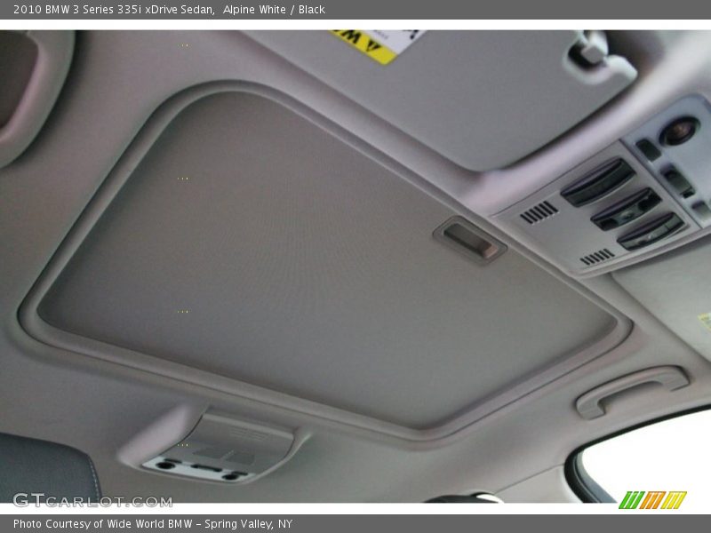 Alpine White / Black 2010 BMW 3 Series 335i xDrive Sedan