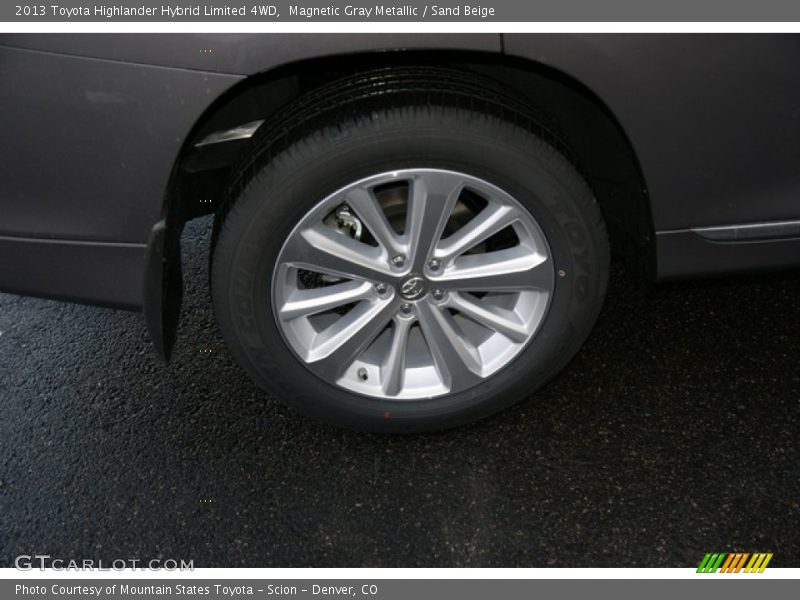  2013 Highlander Hybrid Limited 4WD Wheel