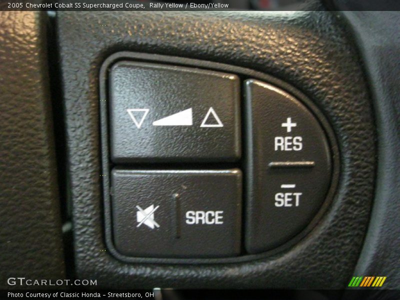 Controls of 2005 Cobalt SS Supercharged Coupe