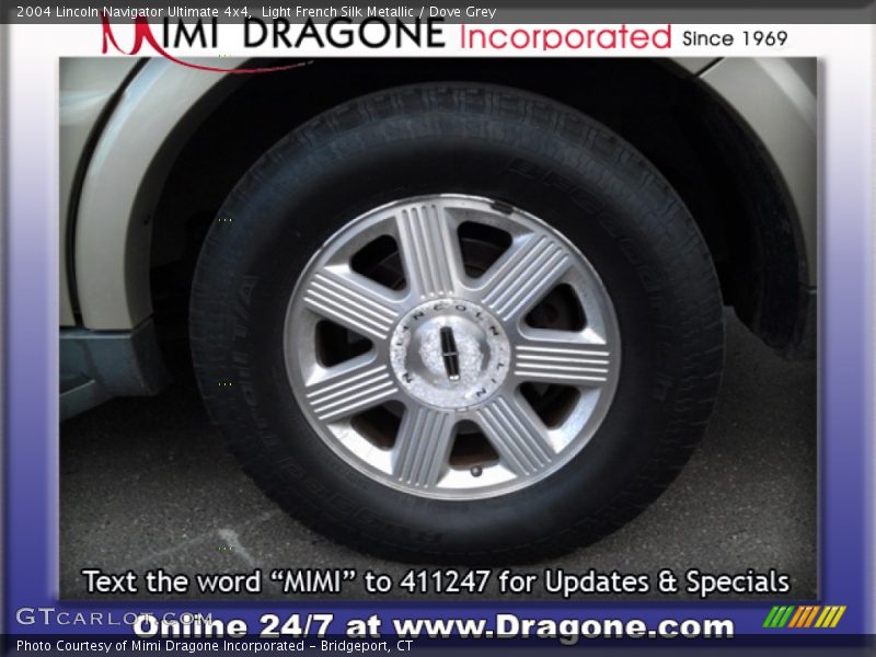 Light French Silk Metallic / Dove Grey 2004 Lincoln Navigator Ultimate 4x4