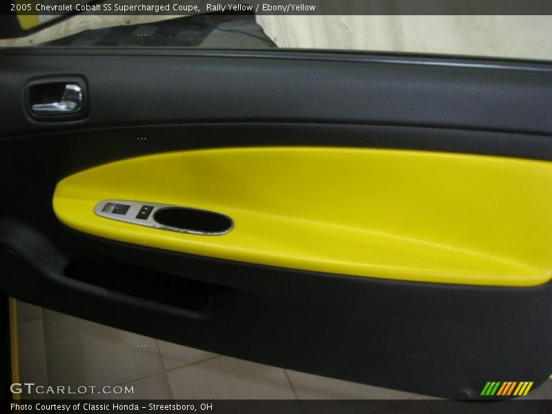 Rally Yellow / Ebony/Yellow 2005 Chevrolet Cobalt SS Supercharged Coupe