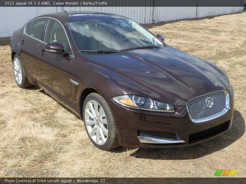 Front 3/4 View of 2013 XF 3.0 AWD