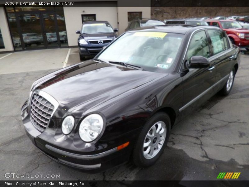 Ebony Black / Gray 2006 Kia Amanti
