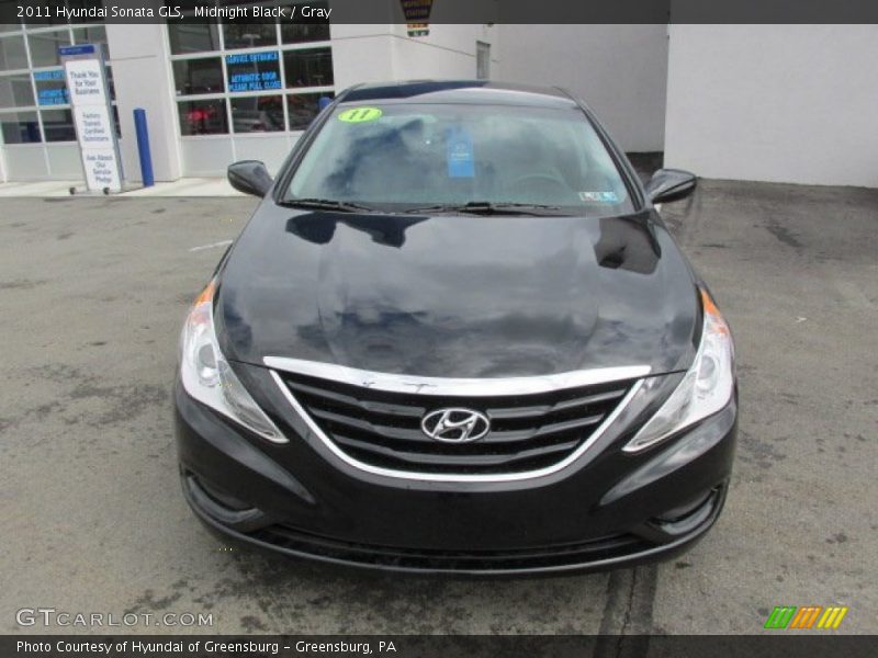 Midnight Black / Gray 2011 Hyundai Sonata GLS