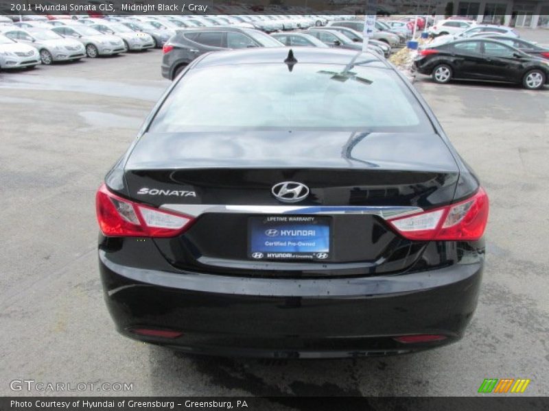 Midnight Black / Gray 2011 Hyundai Sonata GLS