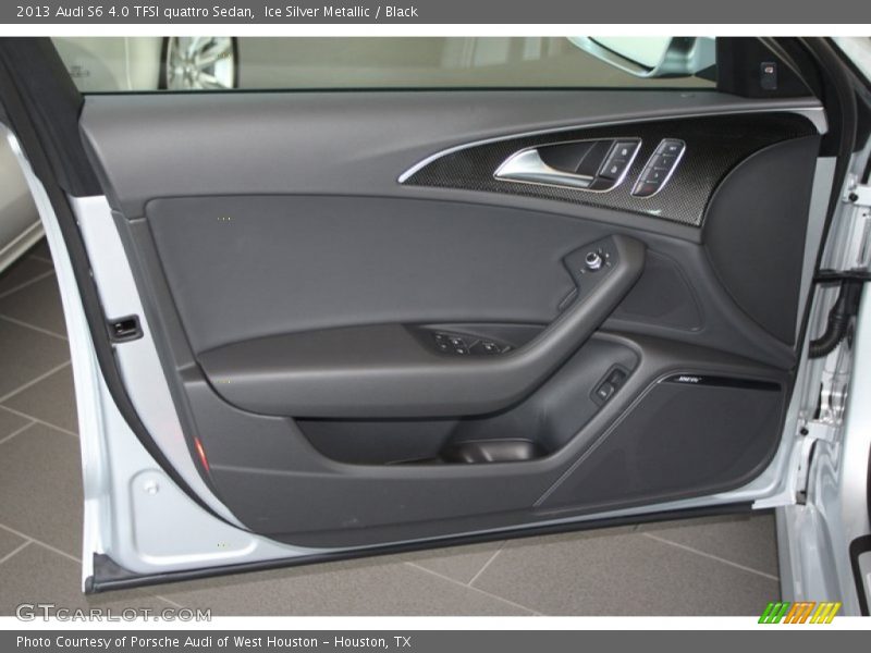 Door Panel of 2013 S6 4.0 TFSI quattro Sedan