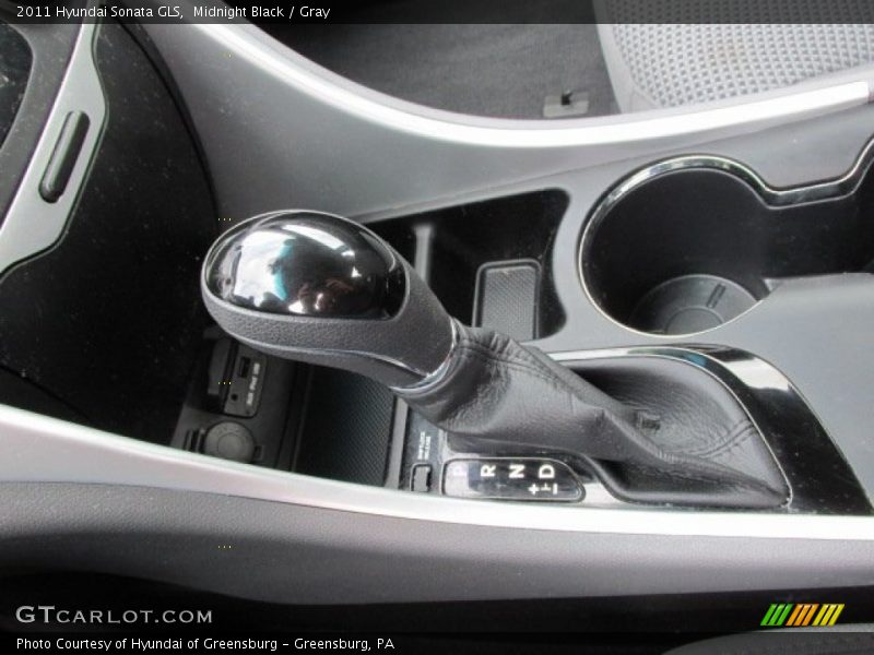 Midnight Black / Gray 2011 Hyundai Sonata GLS