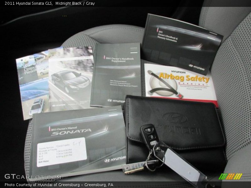 Midnight Black / Gray 2011 Hyundai Sonata GLS