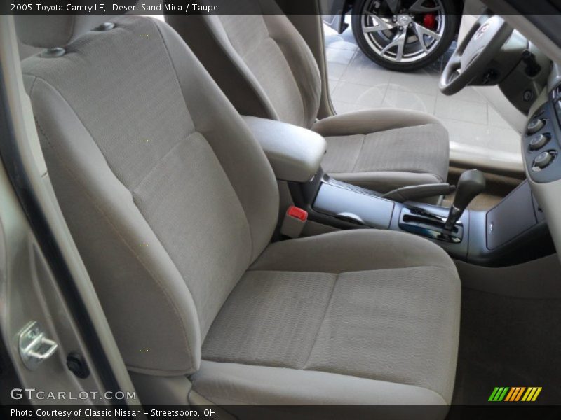 Desert Sand Mica / Taupe 2005 Toyota Camry LE