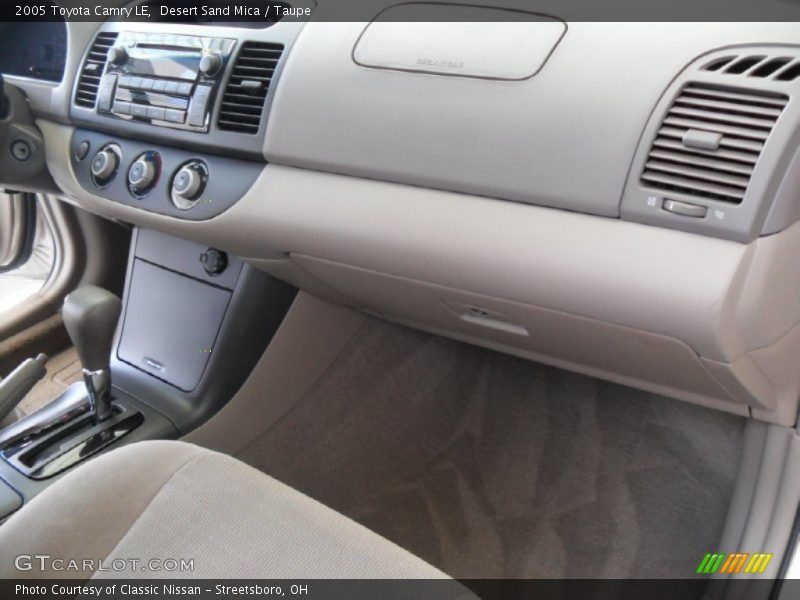 Desert Sand Mica / Taupe 2005 Toyota Camry LE