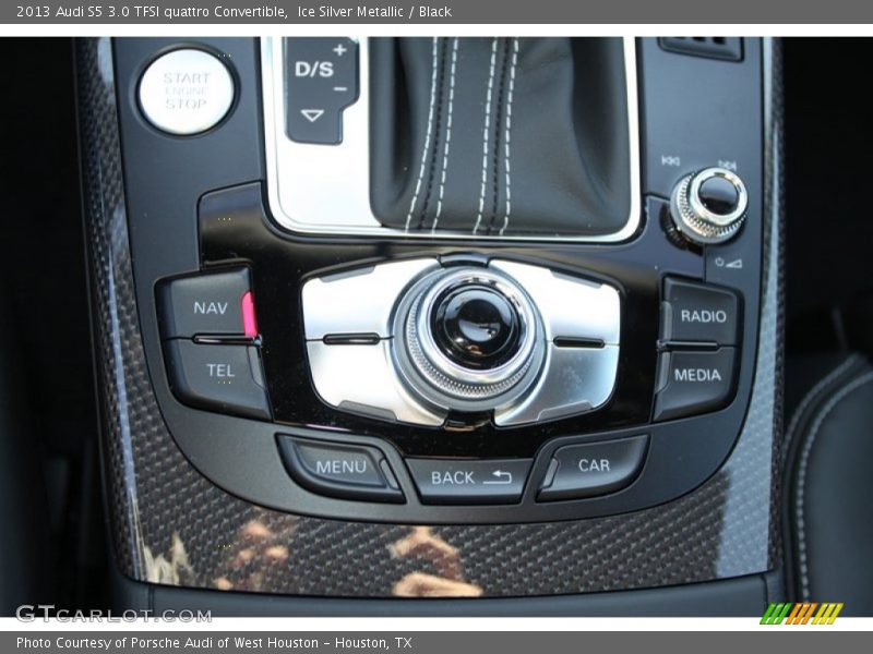 Controls of 2013 S5 3.0 TFSI quattro Convertible