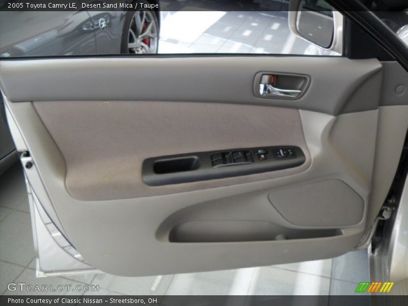 Desert Sand Mica / Taupe 2005 Toyota Camry LE