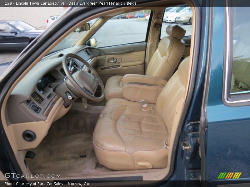 Deep Evergreen Pearl Metallic / Beige 1997 Lincoln Town Car Executive