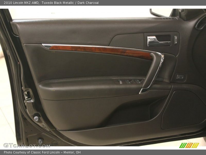Tuxedo Black Metallic / Dark Charcoal 2010 Lincoln MKZ AWD