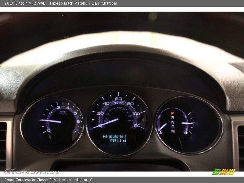 Tuxedo Black Metallic / Dark Charcoal 2010 Lincoln MKZ AWD