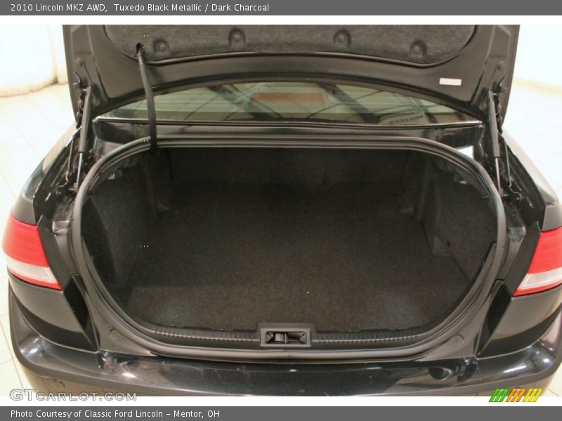 Tuxedo Black Metallic / Dark Charcoal 2010 Lincoln MKZ AWD
