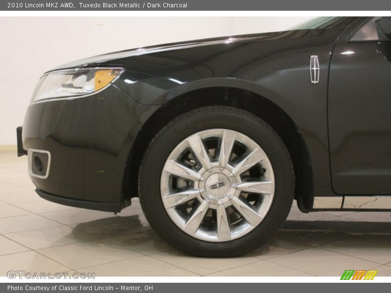 Tuxedo Black Metallic / Dark Charcoal 2010 Lincoln MKZ AWD
