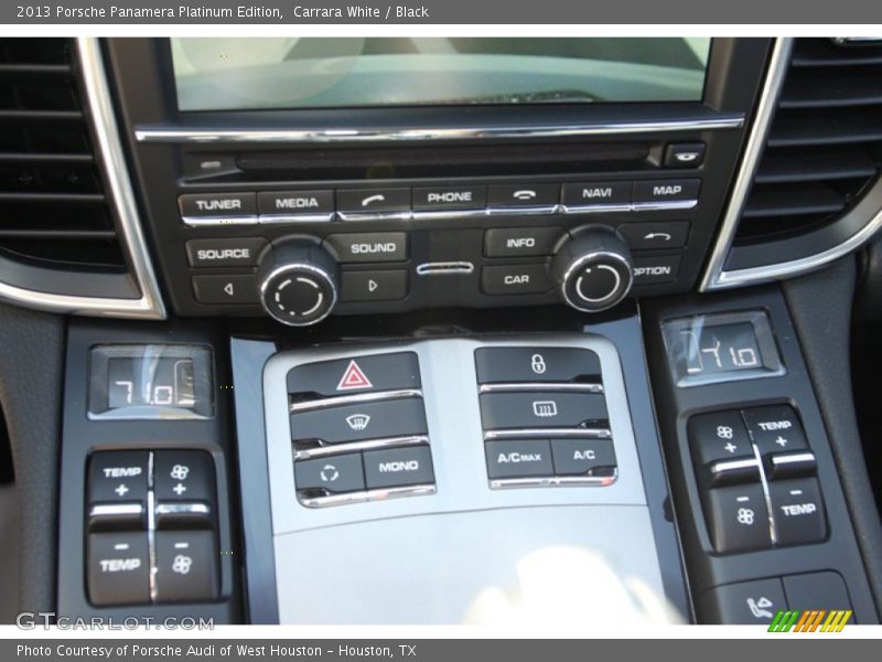 Controls of 2013 Panamera Platinum Edition
