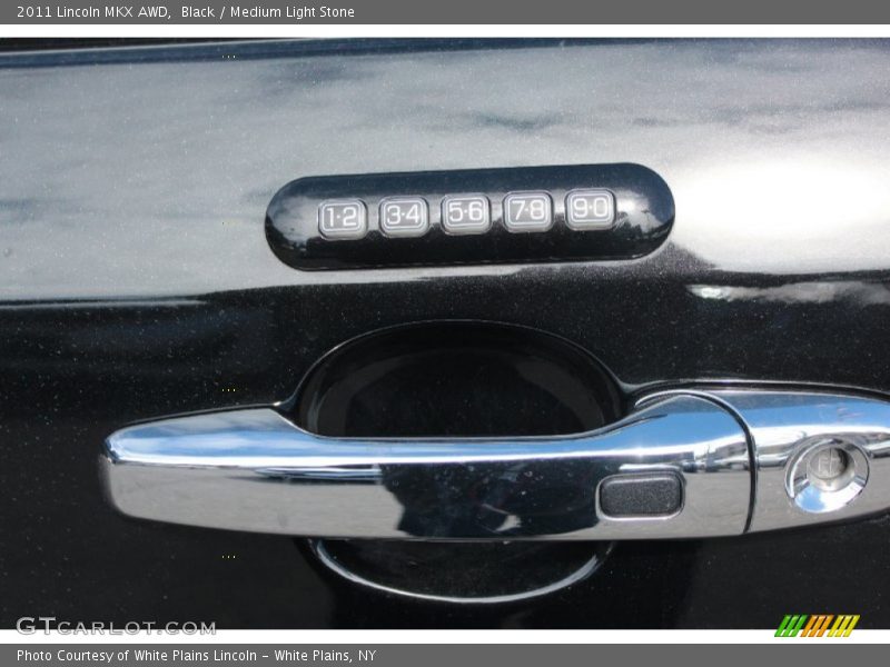 Black / Medium Light Stone 2011 Lincoln MKX AWD