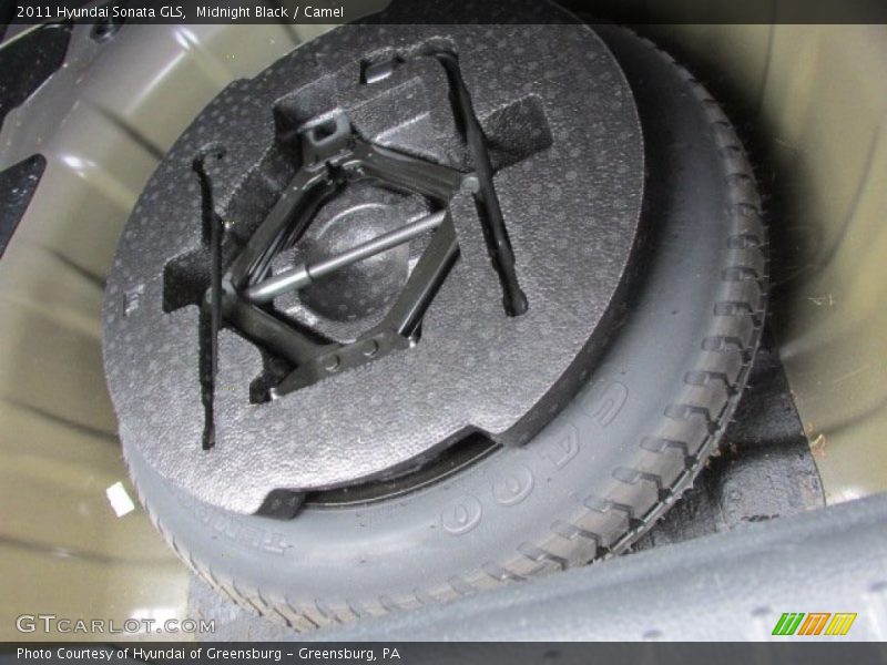 Midnight Black / Camel 2011 Hyundai Sonata GLS