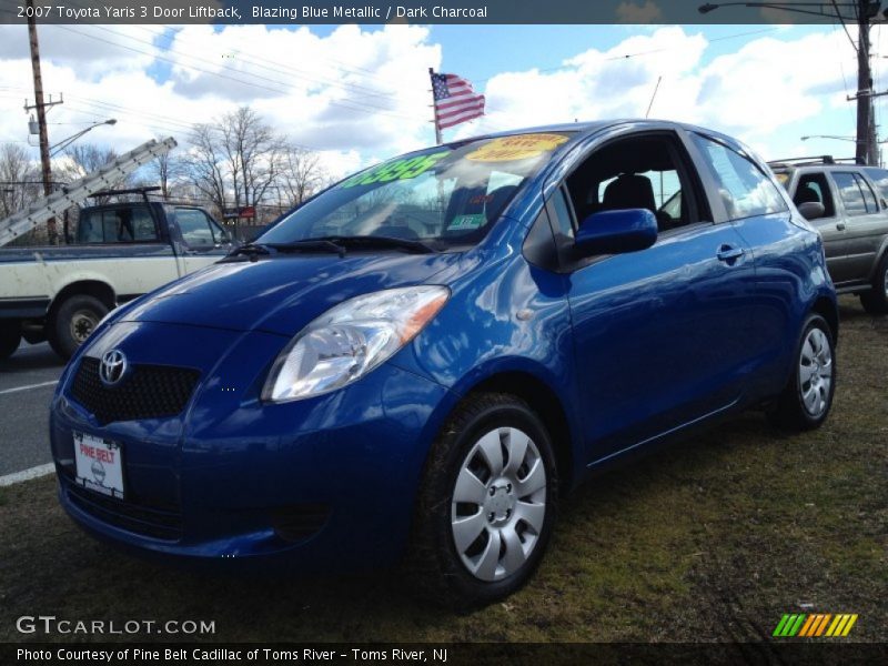 Blazing Blue Metallic / Dark Charcoal 2007 Toyota Yaris 3 Door Liftback
