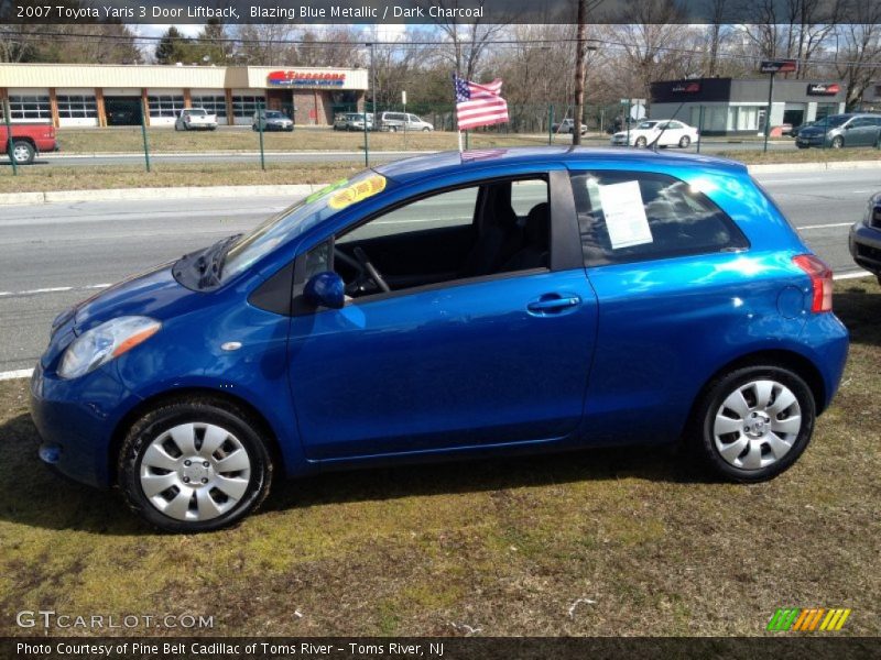 Blazing Blue Metallic / Dark Charcoal 2007 Toyota Yaris 3 Door Liftback