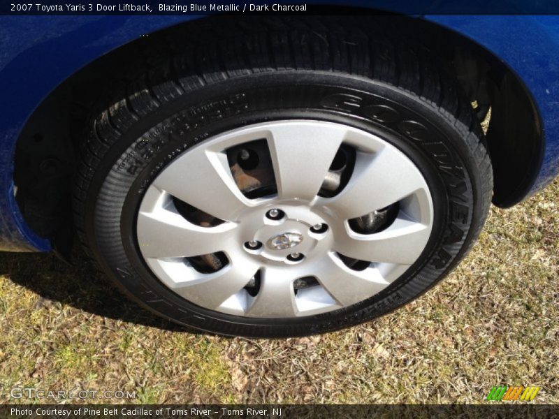 Blazing Blue Metallic / Dark Charcoal 2007 Toyota Yaris 3 Door Liftback