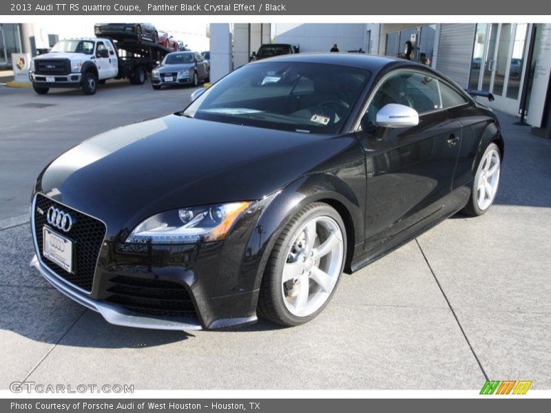 Front 3/4 View of 2013 TT RS quattro Coupe