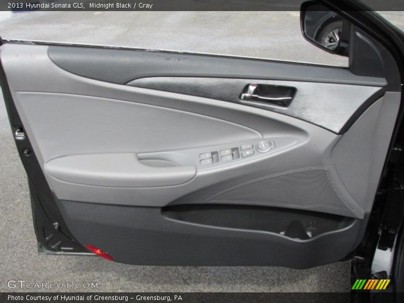 Midnight Black / Gray 2013 Hyundai Sonata GLS