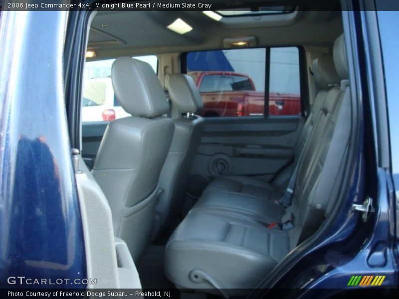 Midnight Blue Pearl / Medium Slate Gray 2006 Jeep Commander 4x4