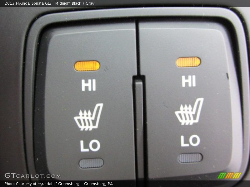 Midnight Black / Gray 2013 Hyundai Sonata GLS